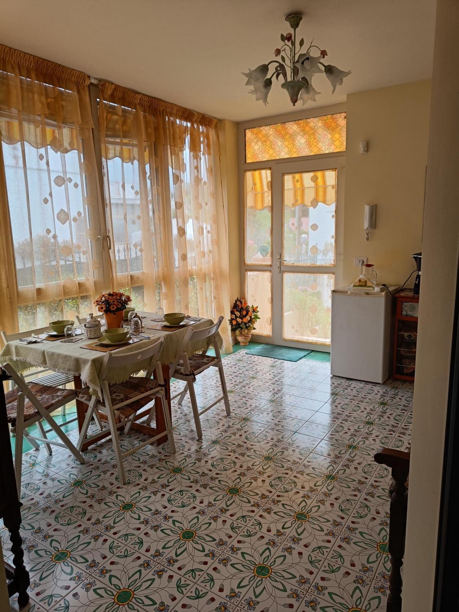 Bed And Breakfast Angolo Fiorito Civitavecchia Eksteriør bilde