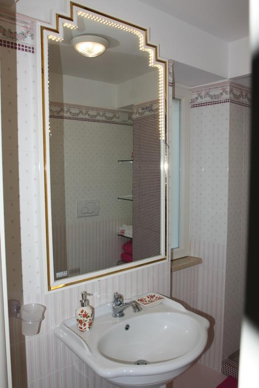 Bed And Breakfast Angolo Fiorito Civitavecchia Rom bilde